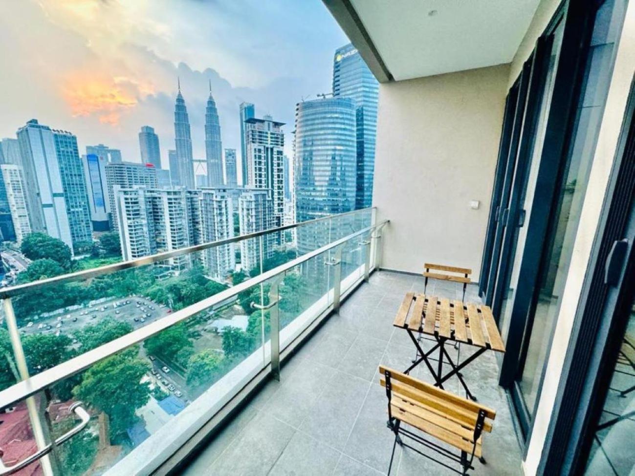 Crown The Manor Klcc Center Pangsapuri