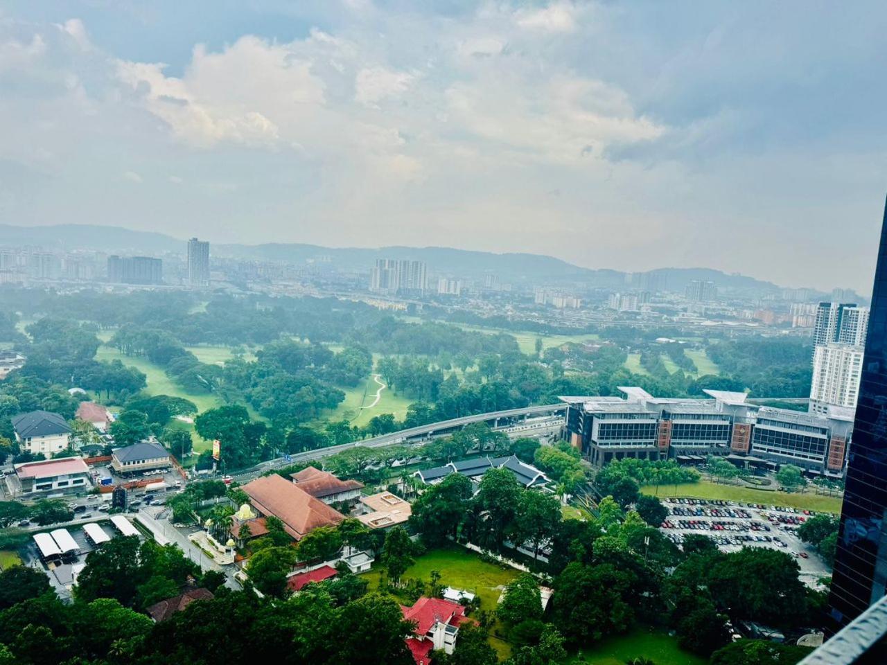 Crown The Manor Klcc Center Kuala Lumpur