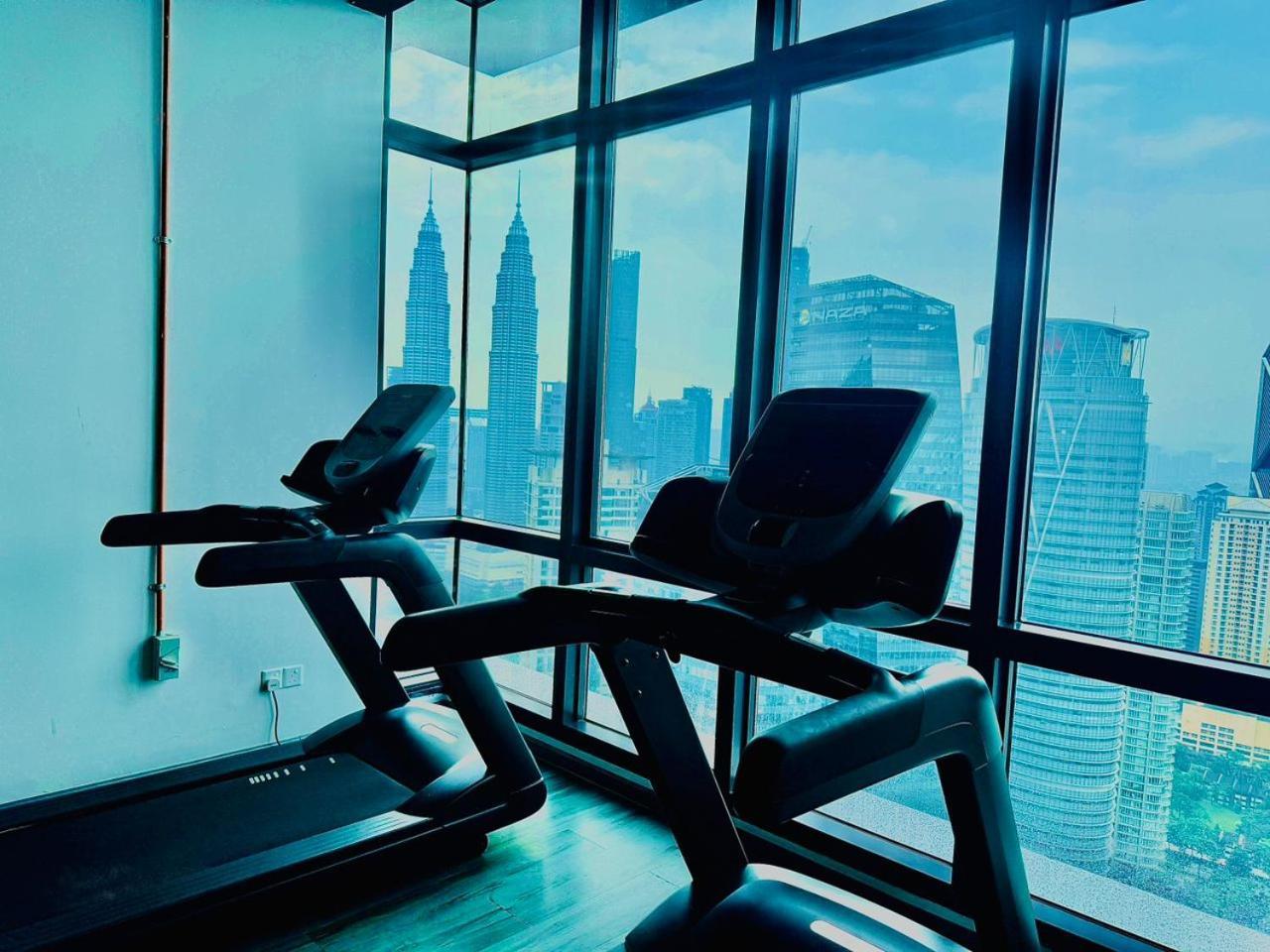 Crown The Manor Klcc Center *